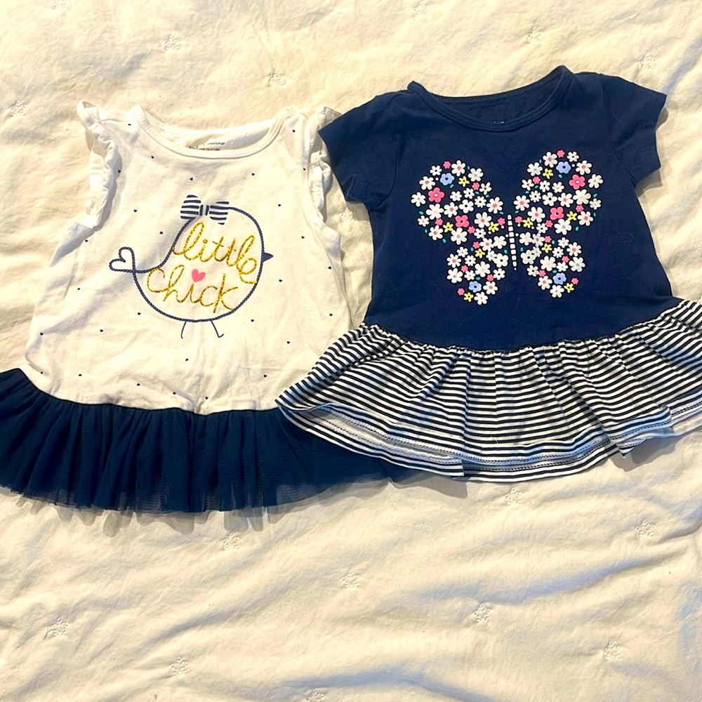 3-6 month shirts.